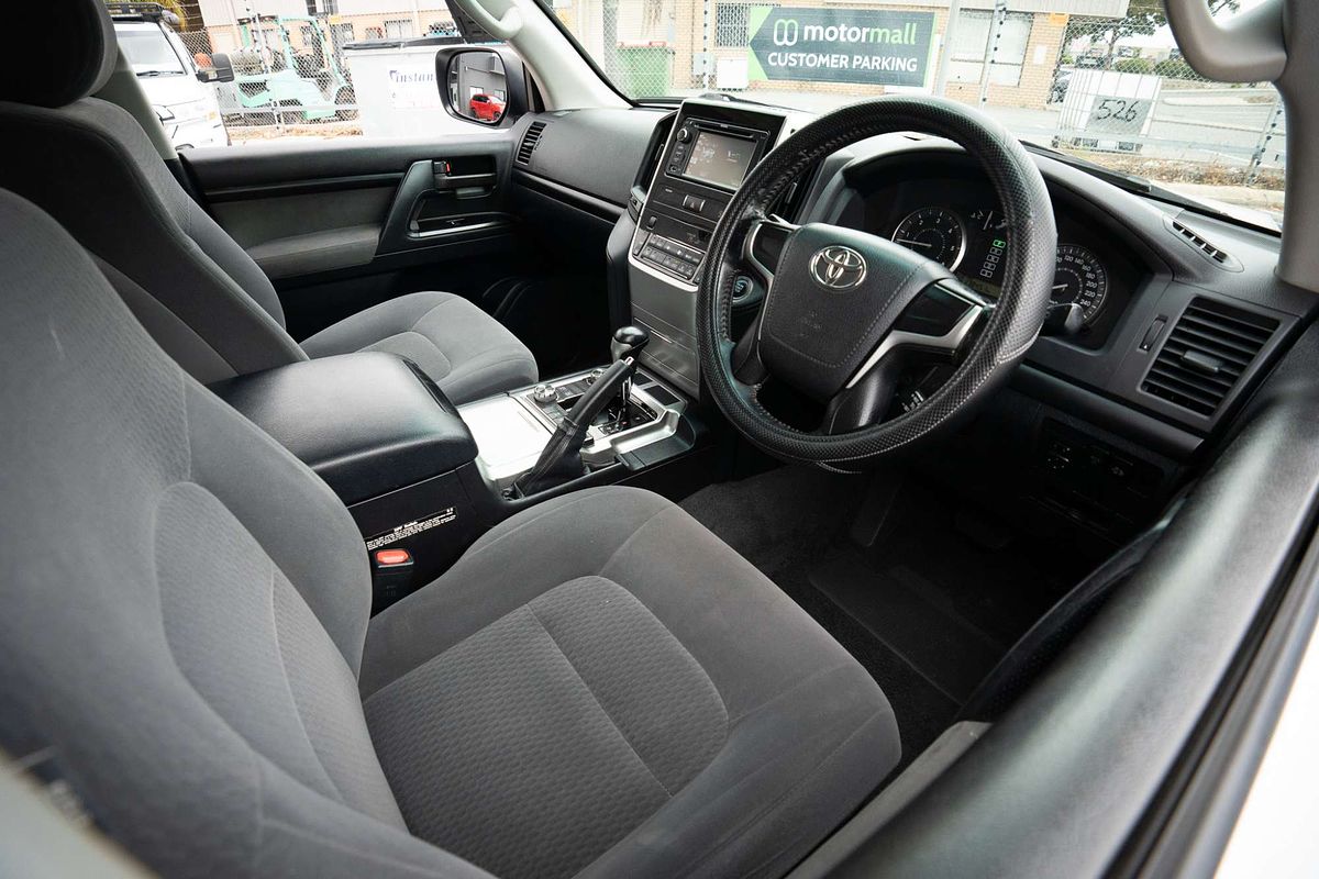 2016 Toyota Landcruiser GXL VDJ200R