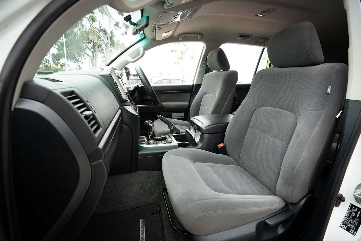 2016 Toyota Landcruiser GXL VDJ200R