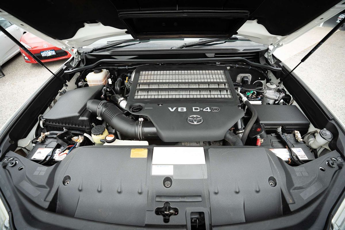 2016 Toyota Landcruiser GXL VDJ200R