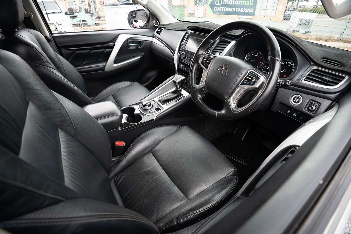 2017 Mitsubishi Pajero Sport Exceed QE