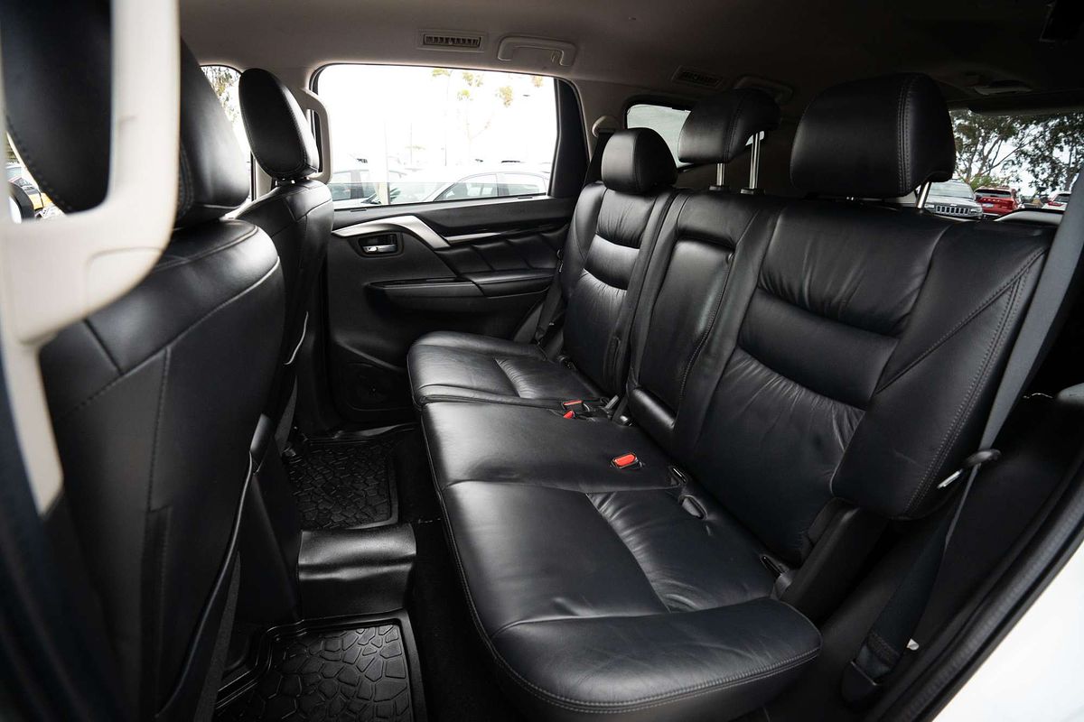 2017 Mitsubishi Pajero Sport Exceed QE