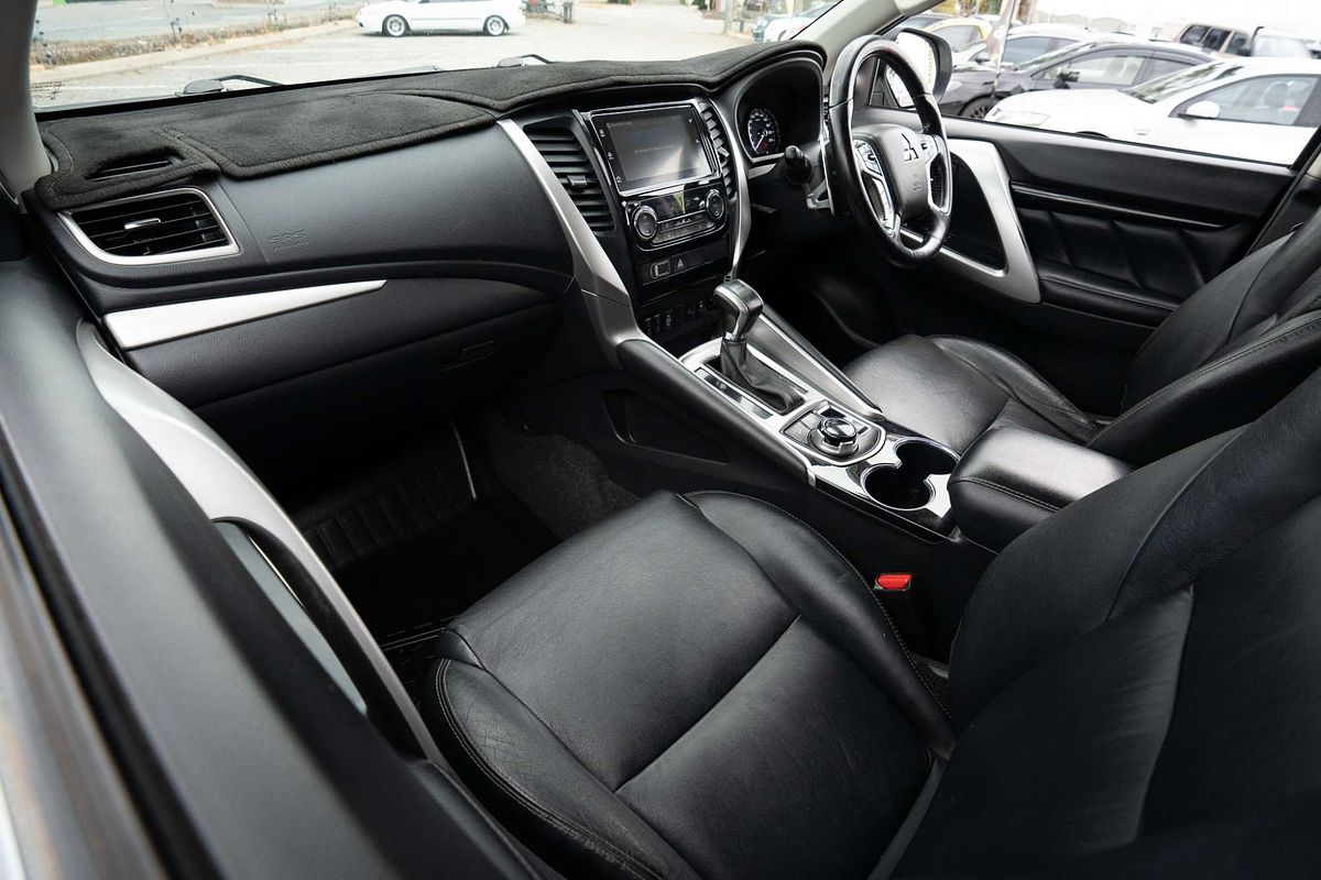 2017 Mitsubishi Pajero Sport Exceed QE