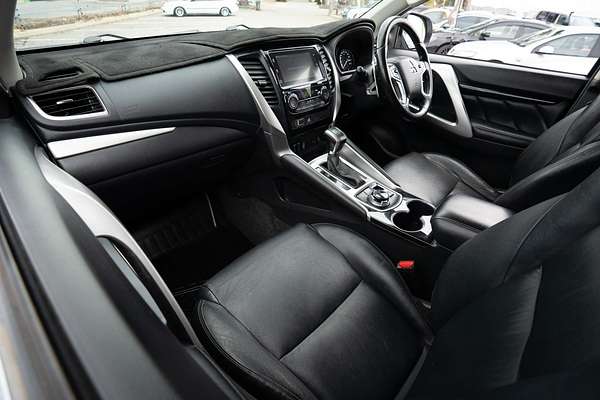 2017 Mitsubishi Pajero Sport Exceed QE