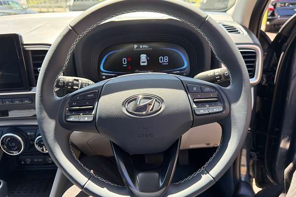 2025 Hyundai Venue Elite QX.V5