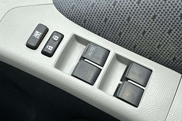 2009 Toyota Yaris YR NCP90R