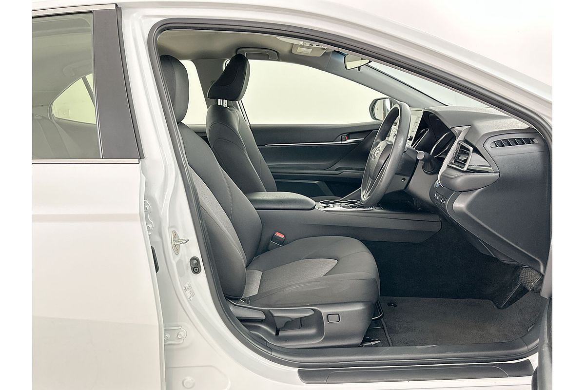 2024 Toyota Camry Ascent AXVH70R