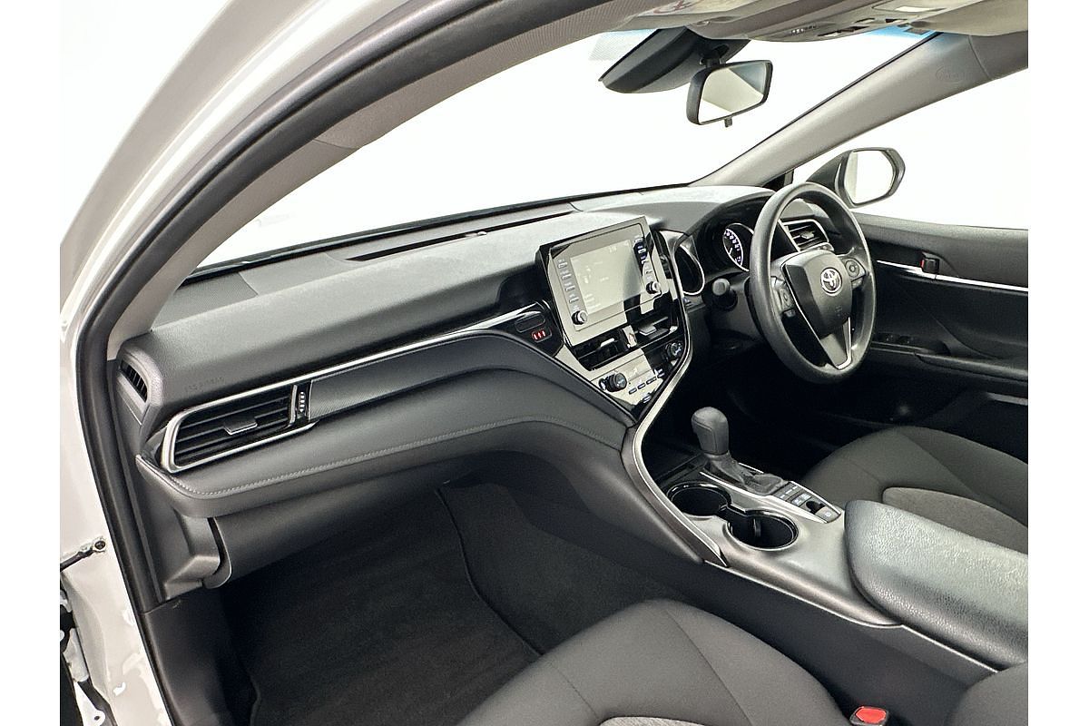 2024 Toyota Camry Ascent AXVH70R