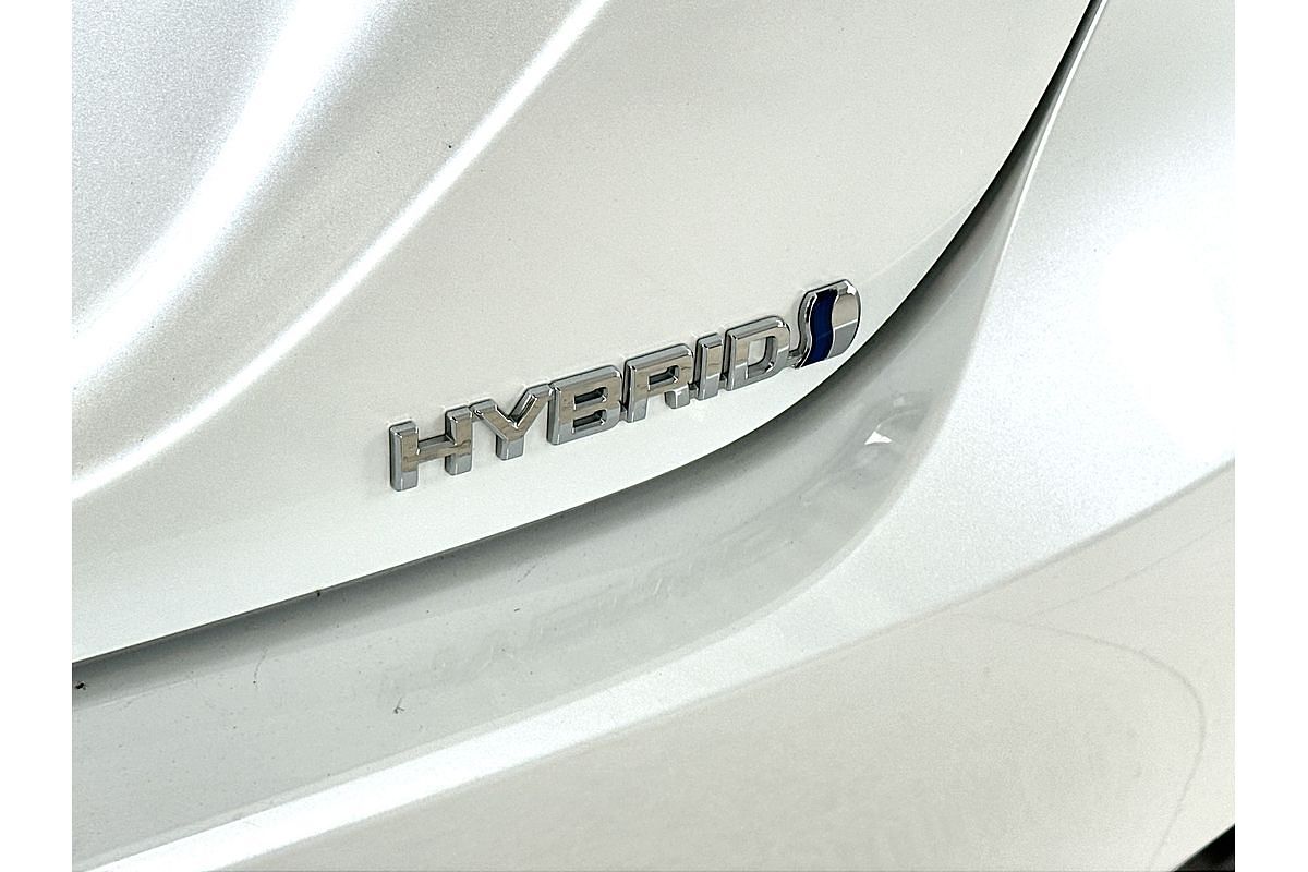 2024 Toyota Camry Ascent AXVH70R