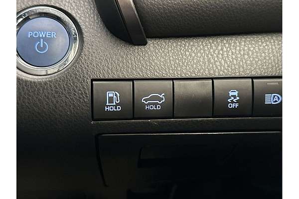 2024 Toyota Camry Ascent AXVH70R