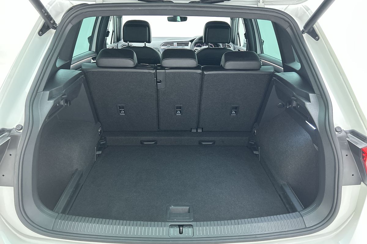 2022 Volkswagen Tiguan 147TDI R-Line 5N