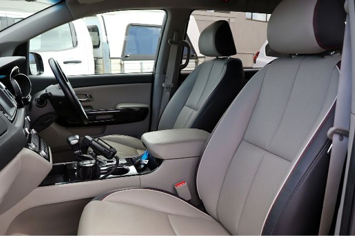 2020 Kia Carnival SLi YP