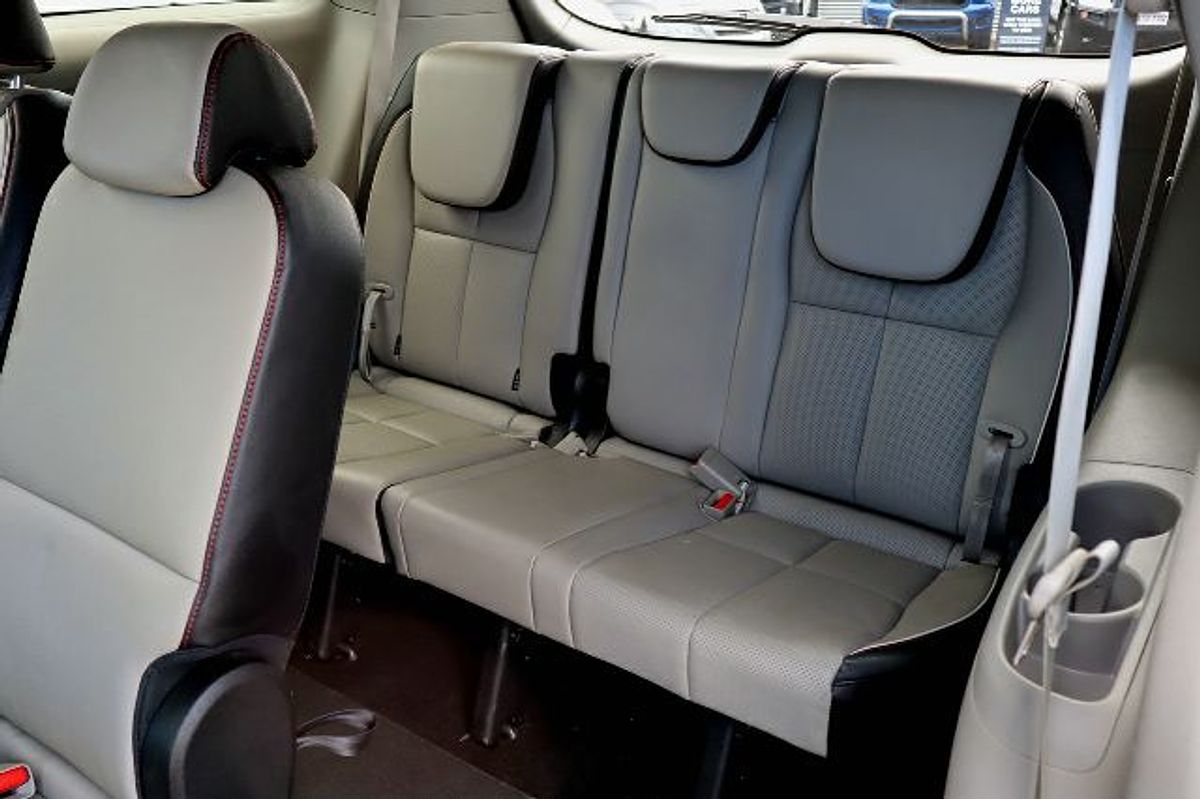 2020 Kia Carnival SLi YP