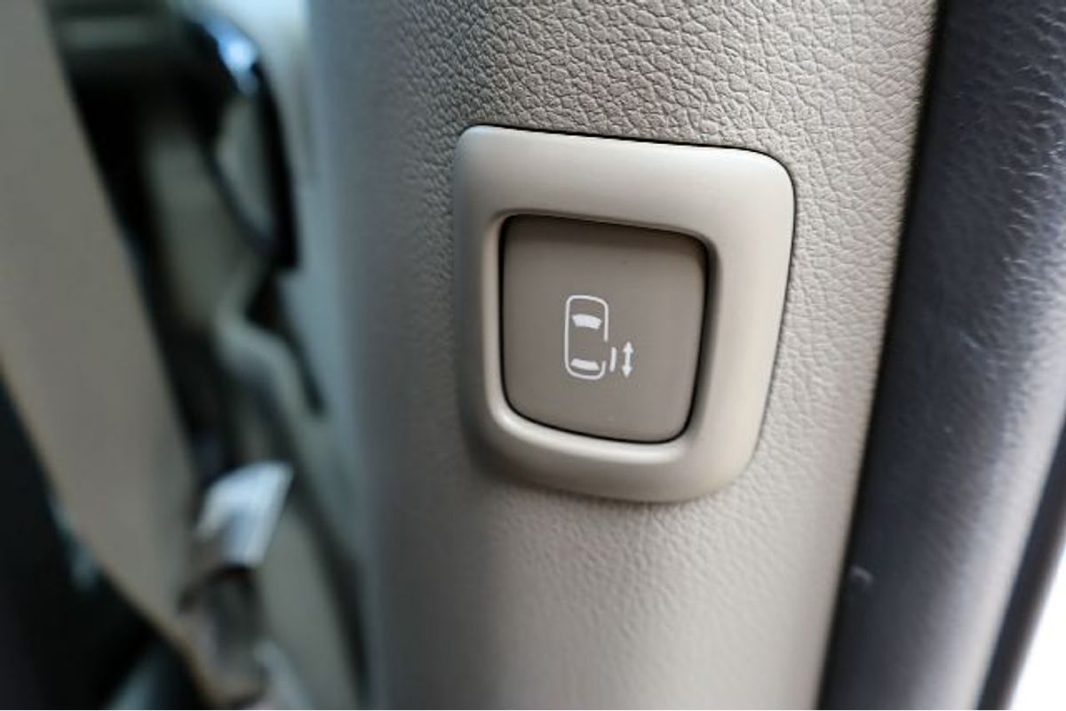 2020 Kia Carnival SLi YP