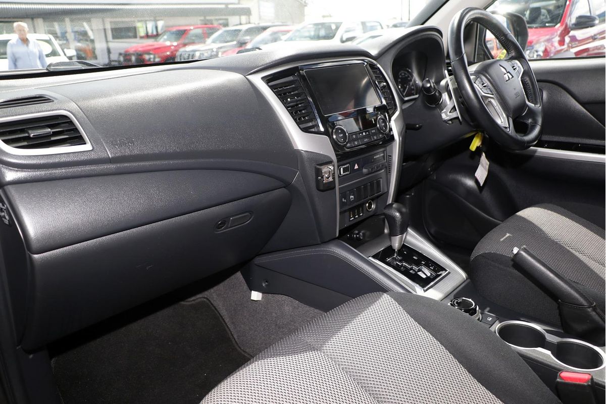 2019 Mitsubishi Triton GLS MR 4X4