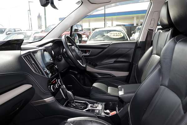 2022 Subaru Forester 2.5i-S S5