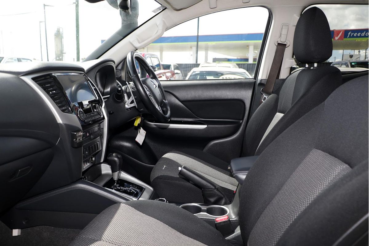 2019 Mitsubishi Triton GLS MR 4X4