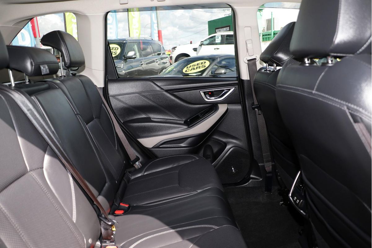 2022 Subaru Forester 2.5i-S S5