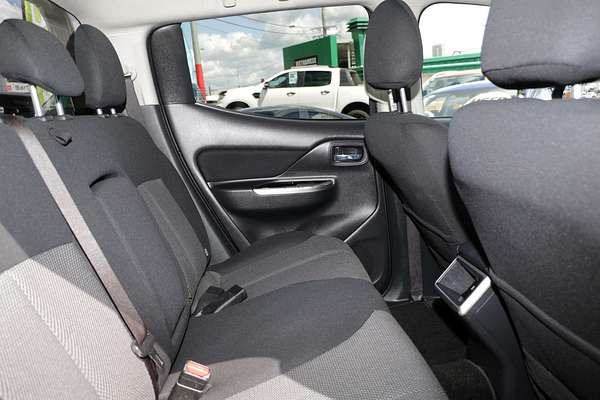 2019 Mitsubishi Triton GLS MR 4X4