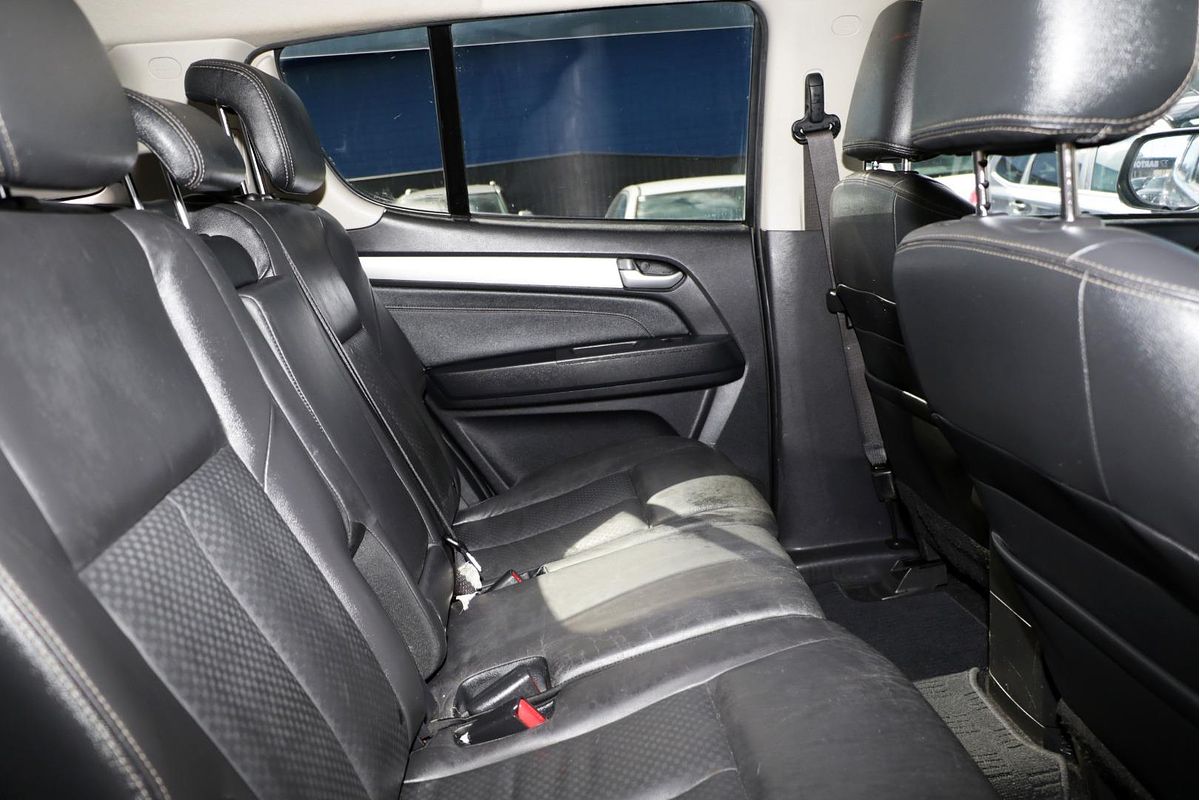 2016 Isuzu MU-X LS-T