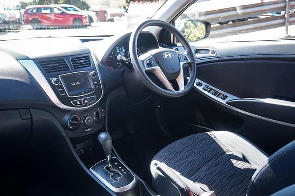 2016 Hyundai Accent Active RB4