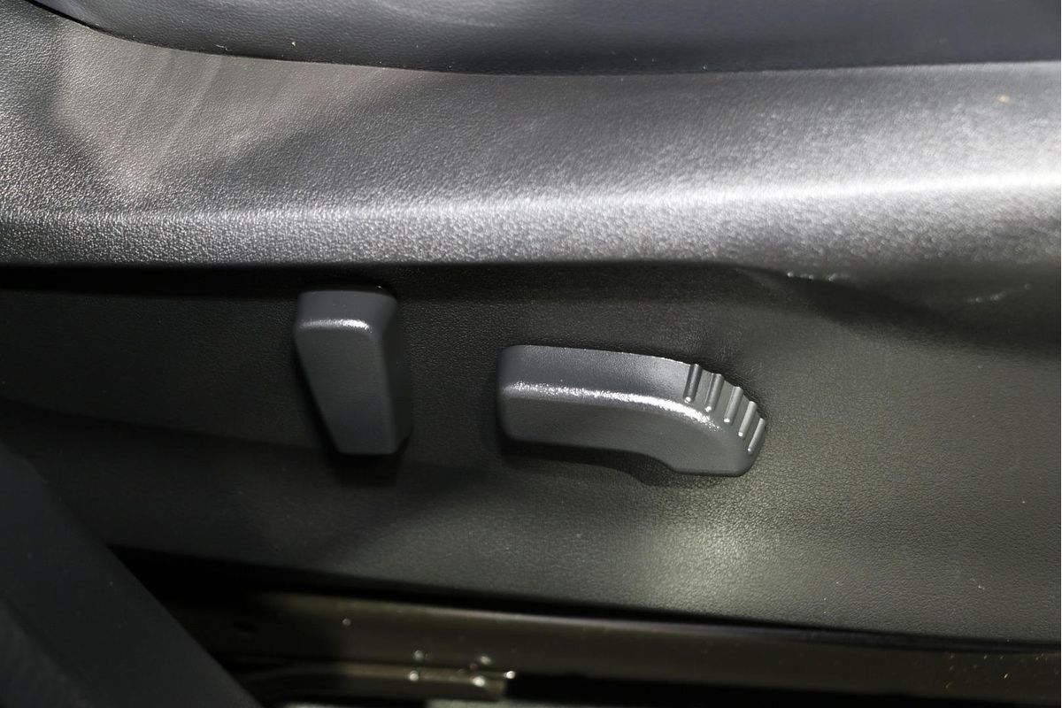 2022 Subaru Forester 2.5i-S S5