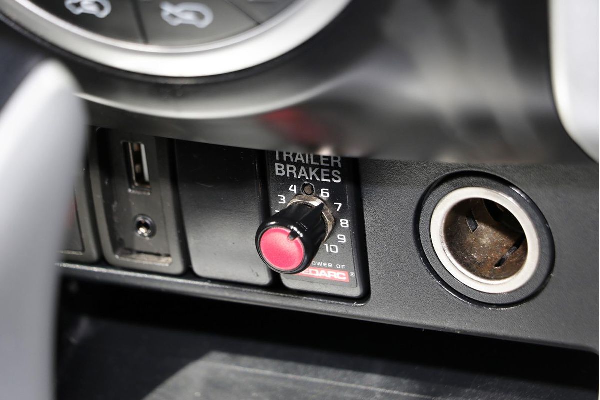 2016 Isuzu MU-X LS-T