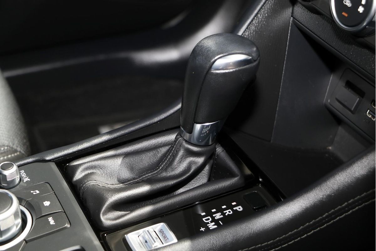 2022 Mazda CX-3 sTouring DK