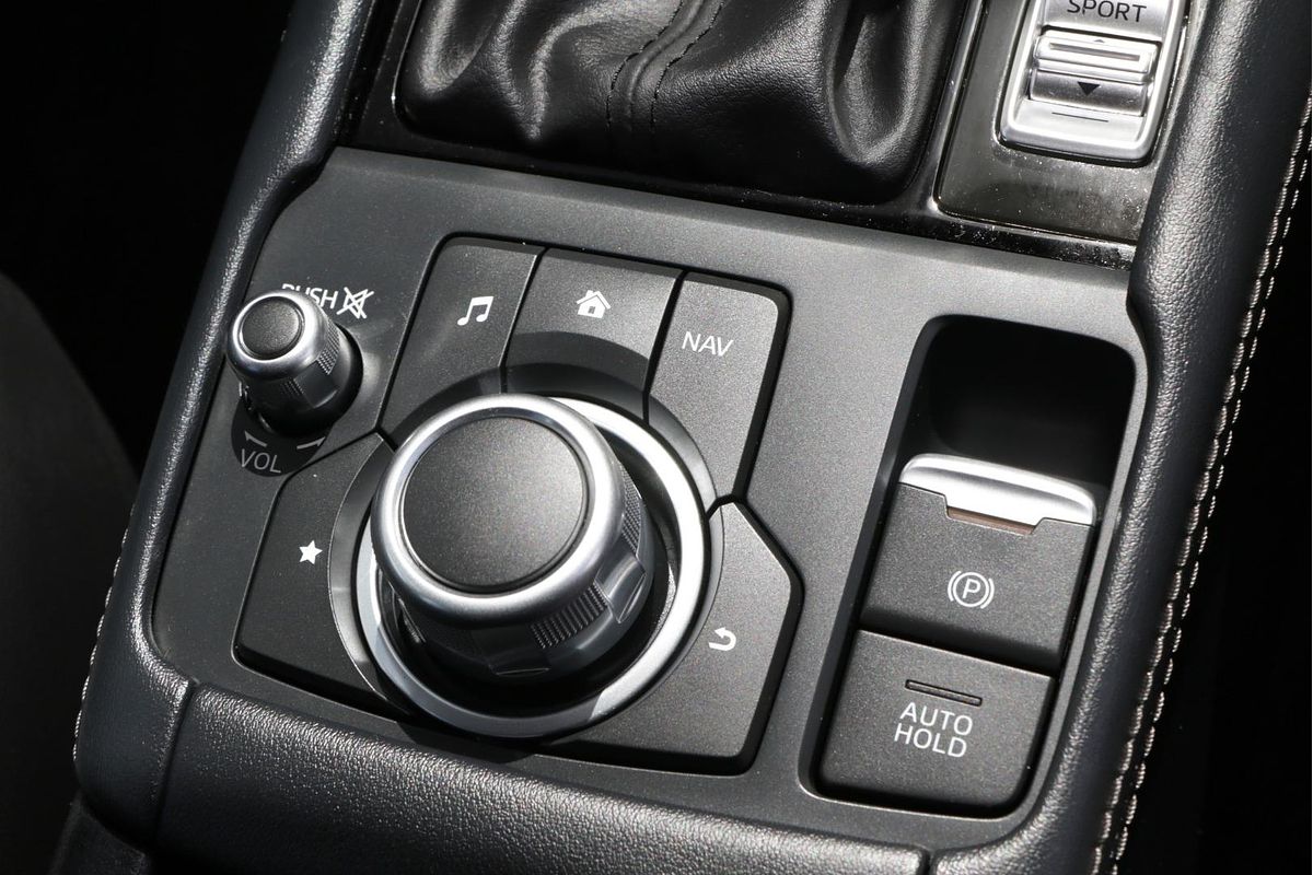 2022 Mazda CX-3 sTouring DK