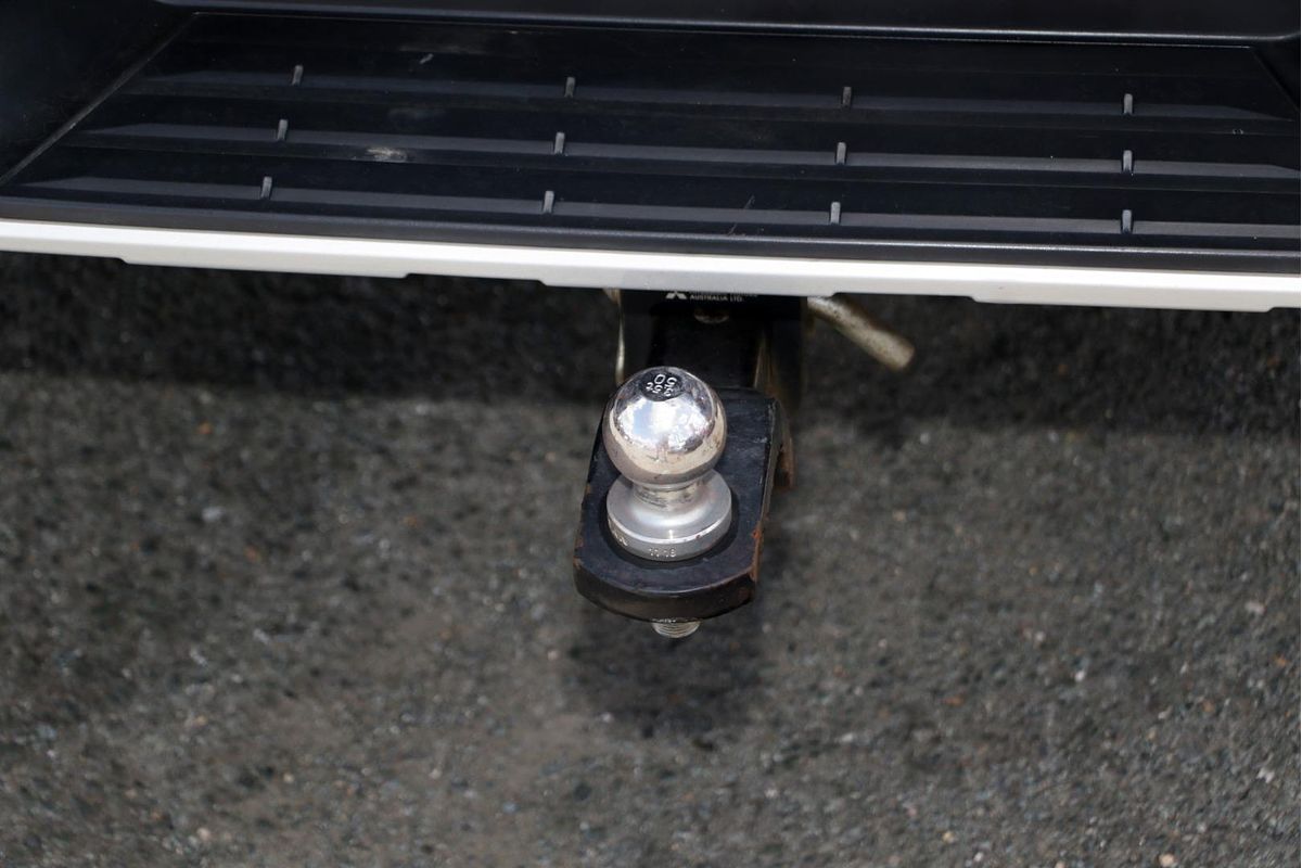 2019 Mitsubishi Triton GLS MR 4X4