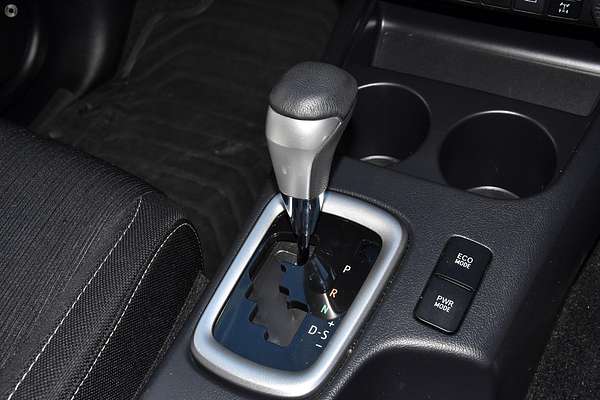 2020 Toyota Hilux SR5 GUN126R 4X4