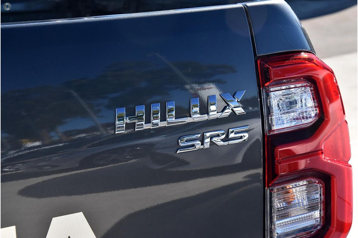2020 Toyota Hilux SR5 GUN126R 4X4