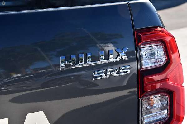 2020 Toyota Hilux SR5 GUN126R 4X4