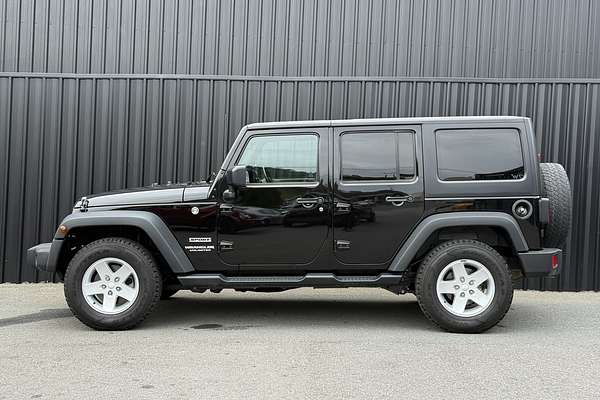 2016 Jeep Wrangler Unlimited Sport JK