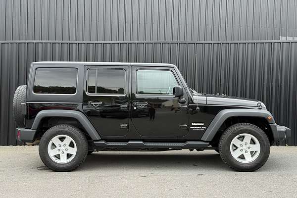 2016 Jeep Wrangler Unlimited Sport JK
