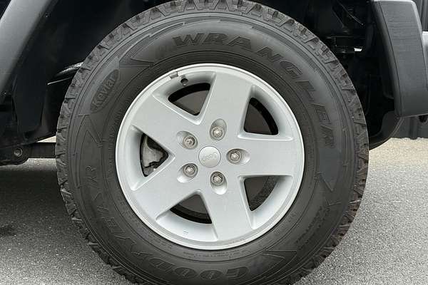 2016 Jeep Wrangler Unlimited Sport JK