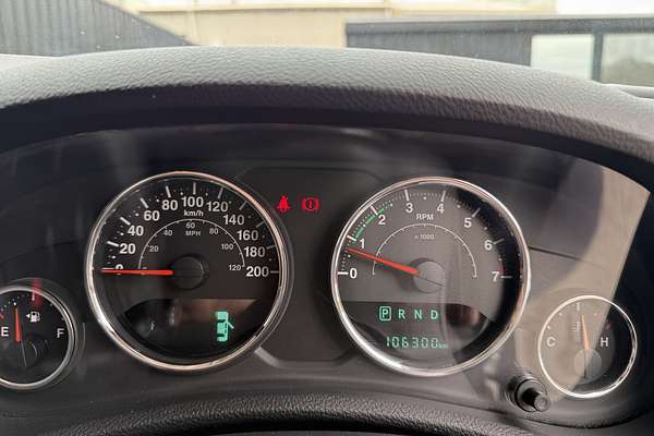 2016 Jeep Wrangler Unlimited Sport JK