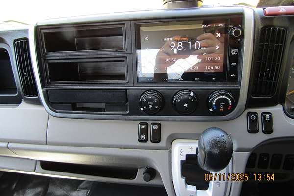 2022 Fuso Canter 515 4x2 MWB