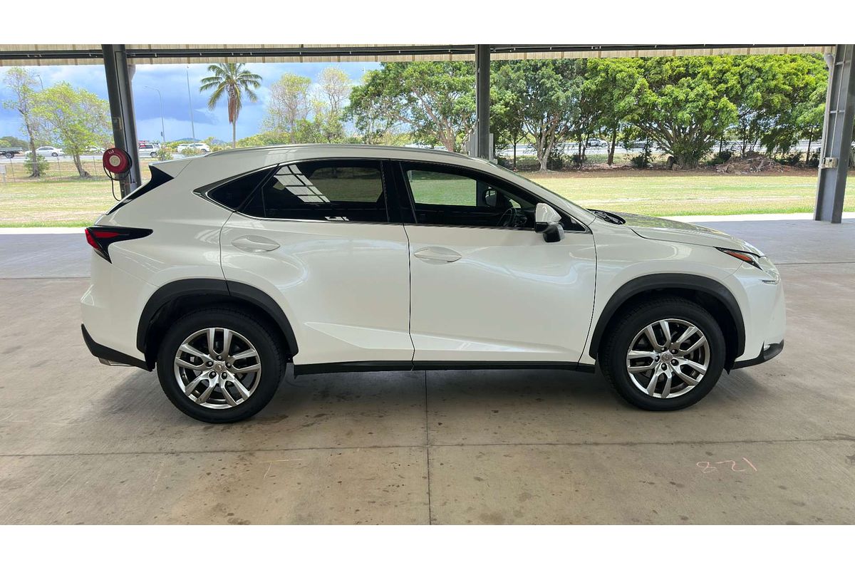 2017 Lexus NX NX200t Luxury AGZ10R