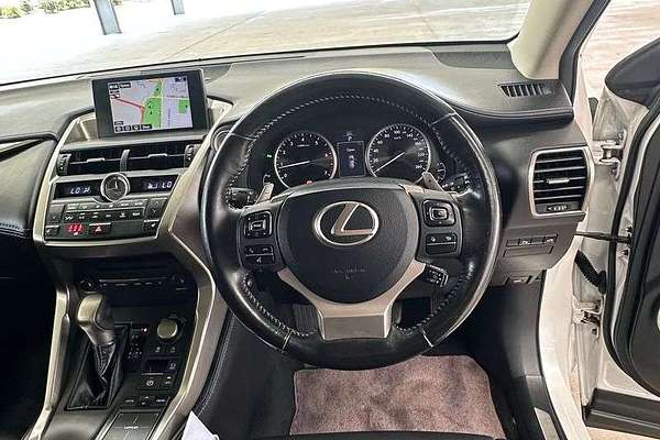 2017 Lexus NX NX200t Luxury AGZ10R