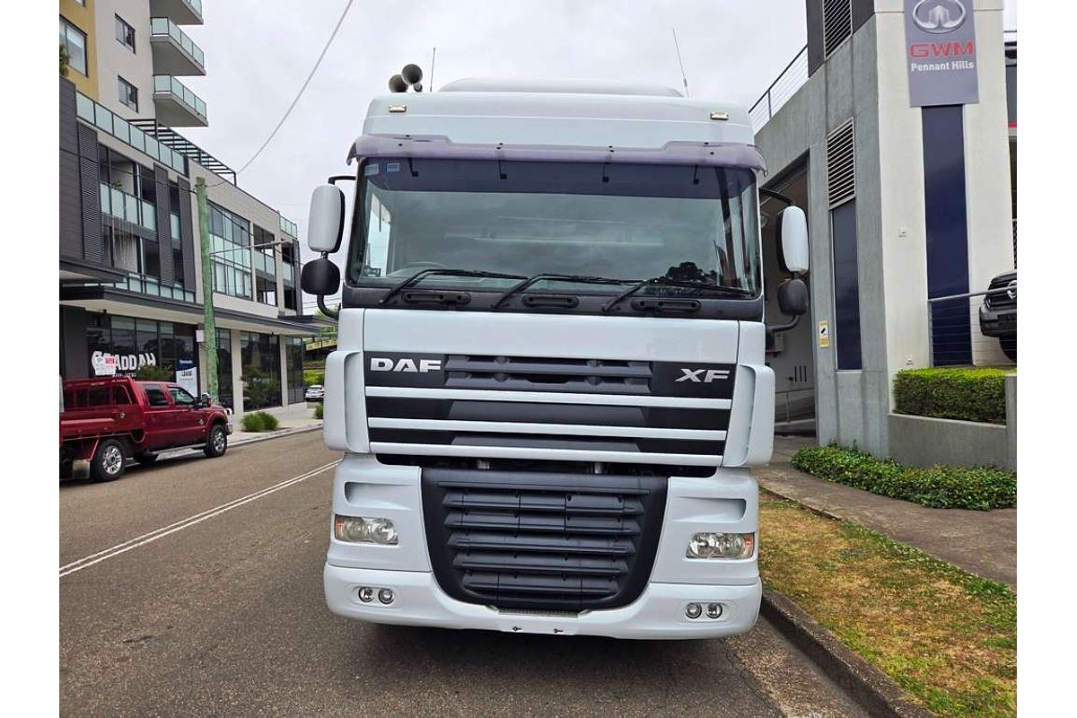 DAF XF105 2012 6x4 PRIME MOVER DAF XF105 2012 6x4 PRIME MOVER