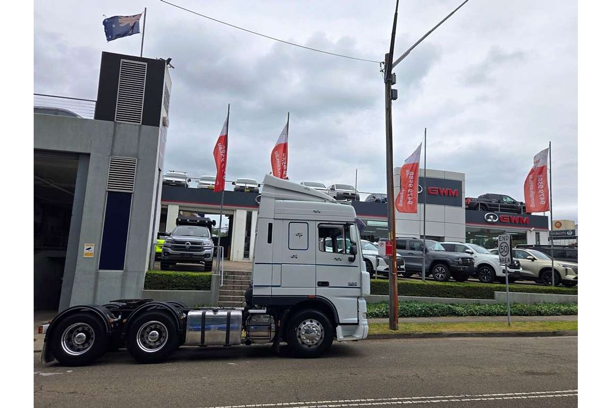 DAF XF105 2012 6x4 PRIME MOVER