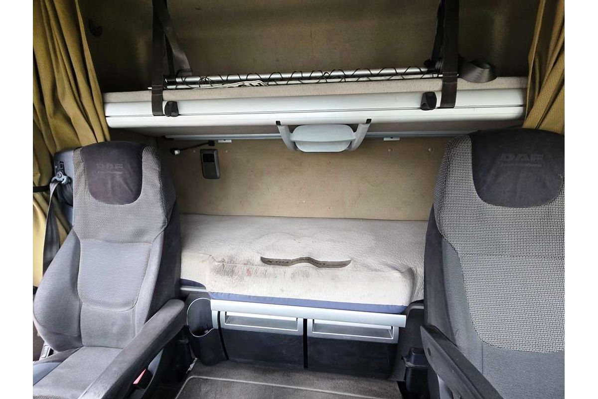 DAF XF105 2012 6x4 PRIME MOVER