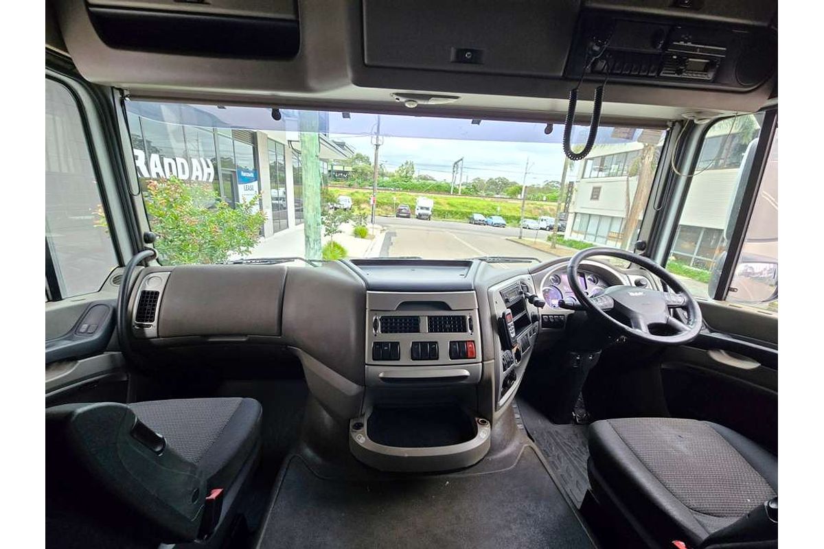 DAF XF105 2012 6x4 PRIME MOVER