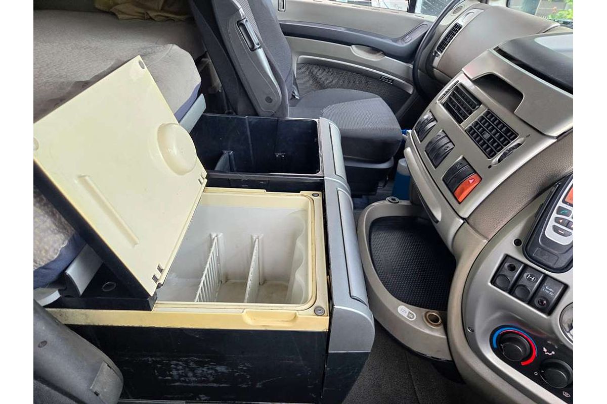 DAF XF105 2012 6x4 PRIME MOVER