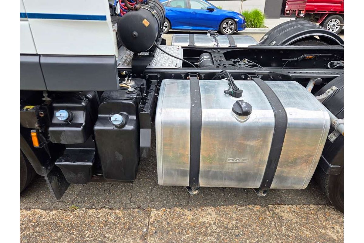 DAF XF105 2012 6x4 PRIME MOVER