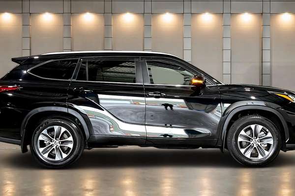 2023 Toyota Kluger GXL TXUA75R
