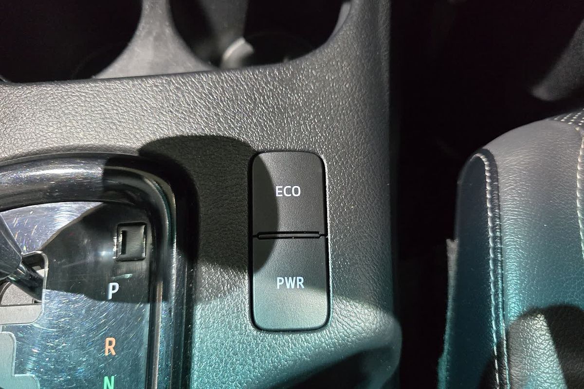 2022 Toyota Hilux Rugged X GUN126R 4X4