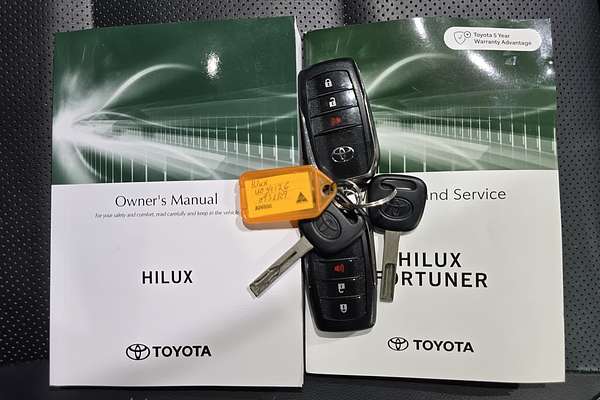 2022 Toyota Hilux Rugged X GUN126R 4X4