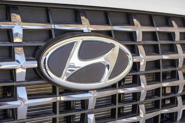 2025 Hyundai Venue Elite QX.V5