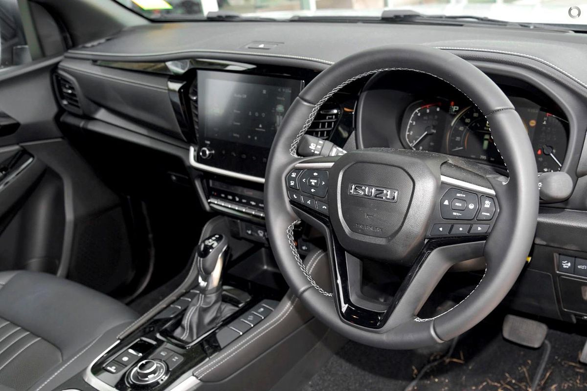 2025 Isuzu MU-X LS-T